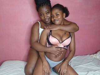 دردشة الفيديو المثيرة EboniesBelle