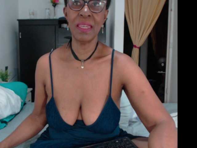 لقطات البث ebonymilf