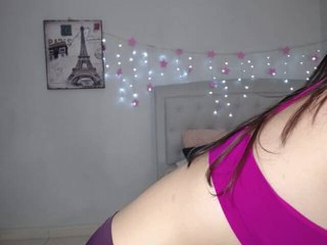 لقطات البث eimycox