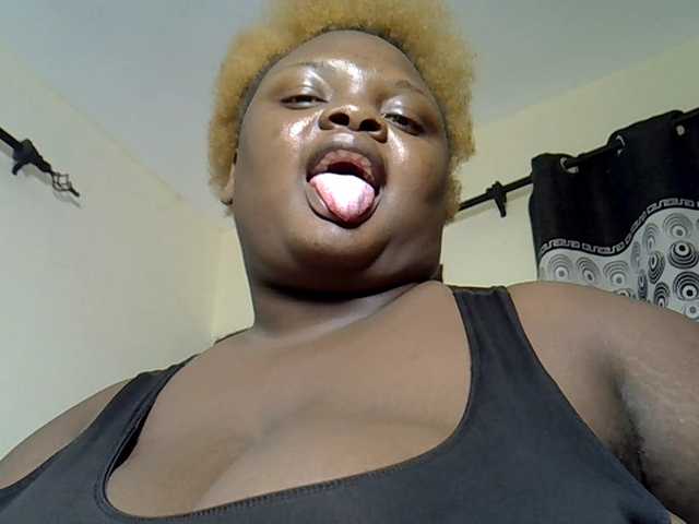 صورة الملف الشخصي bigtittymama45