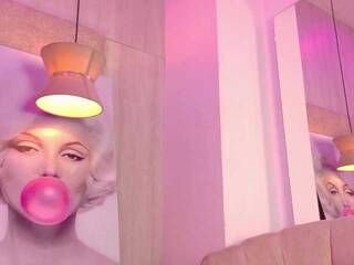 دردشة الفيديو المثيرة ElaEndez