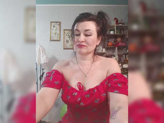 لقطات البث Ellie_