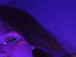 دردشة الفيديو المثيرة eli-hot11