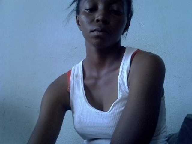 لقطات البث ElianeXhot