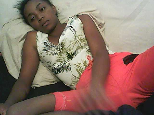 لقطات البث ElianeXhot