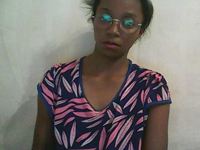 لقطات البث ElianeXhot