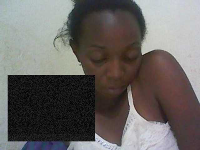 لقطات البث ElianeXhot