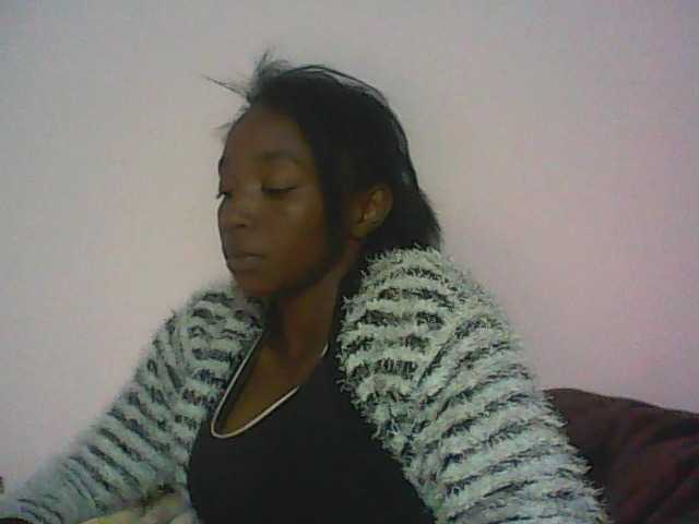 لقطات البث ElianeXhot