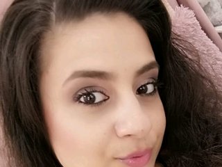 دردشة الفيديو المثيرة EliseEvi