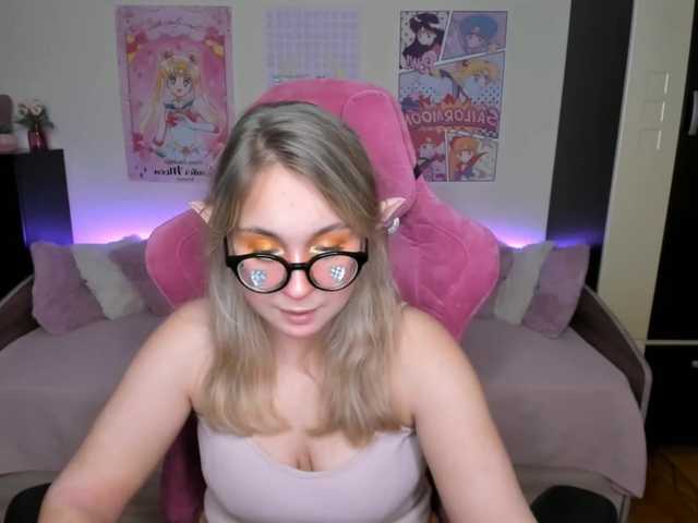 لقطات البث ElissaBetty