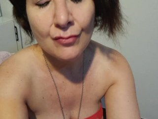 دردشة الفيديو المثيرة ElitalianMilf
