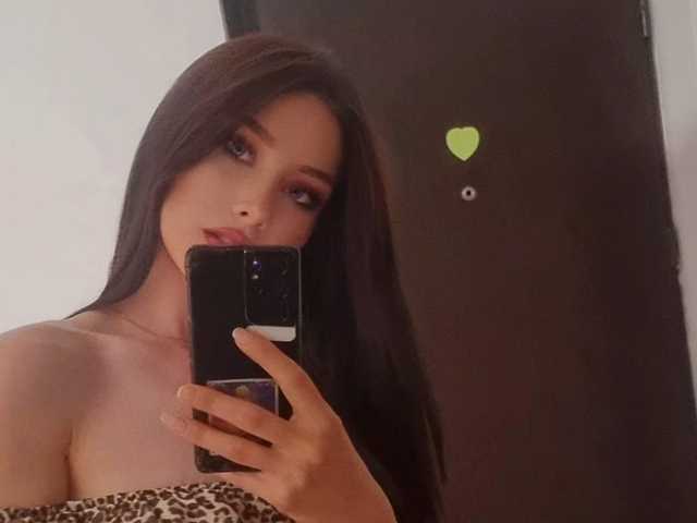 صورة الملف الشخصي ELIZA8