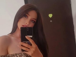 دردشة الفيديو المثيرة ELIZA8