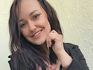 دردشة الفيديو المثيرة Ella131