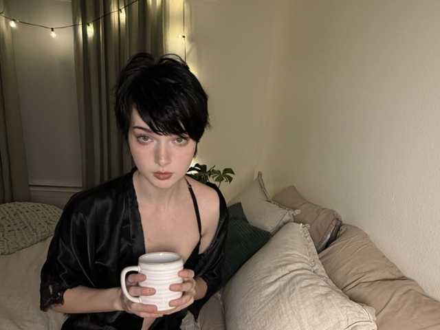 صورة الملف الشخصي EllaBlue