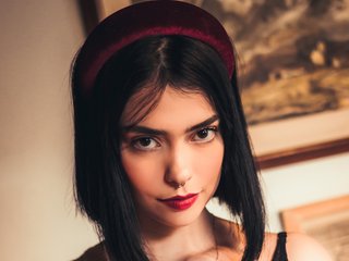 دردشة الفيديو المثيرة ElleDiane