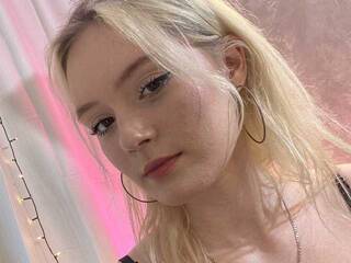 دردشة الفيديو المثيرة Ellefanning