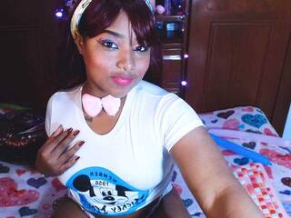 دردشة الفيديو المثيرة ellieDverall