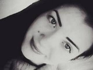 دردشة الفيديو المثيرة elllove