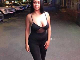 دردشة الفيديو المثيرة Elsaann