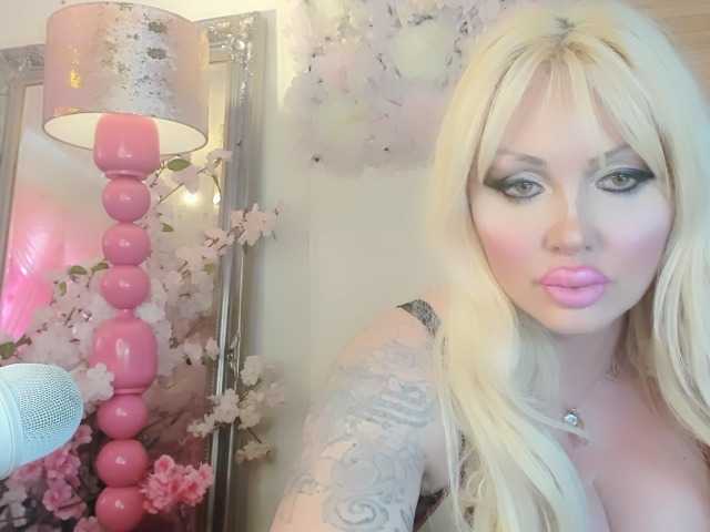 لقطات البث ElyinkPornsta