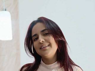 دردشة الفيديو المثيرة Emely-Cooper