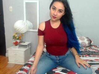 دردشة الفيديو المثيرة emelyklum