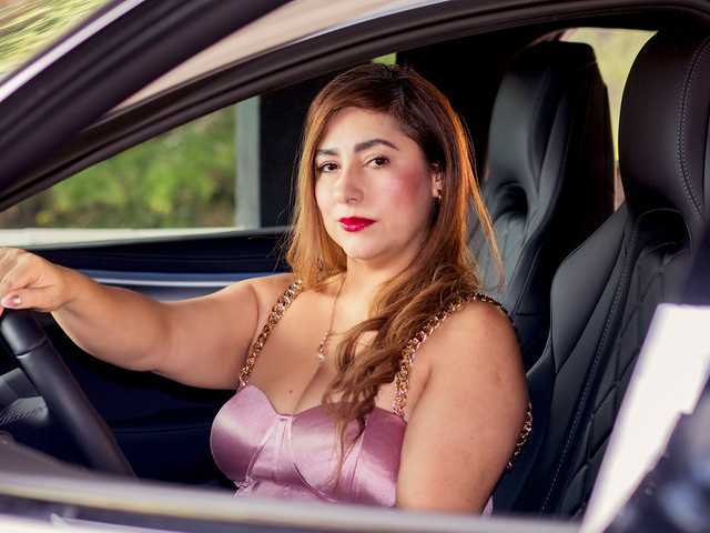 صورة الملف الشخصي Emili-Hot