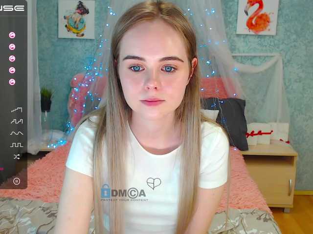 الصور EmiliaAnn My name is Milena to all, I will be glad to talk with you, I really want to get to the top, I will be grateful if you will help me with this ♥ for this you need to often throw into chat for 1-2 tokens ♥