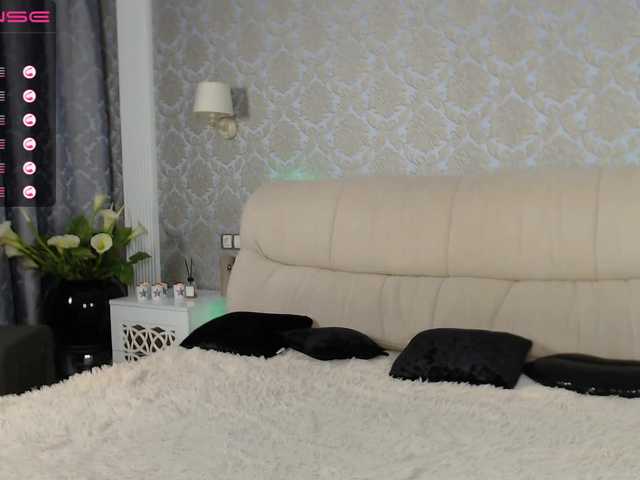 لقطات البث EmiliaMoon