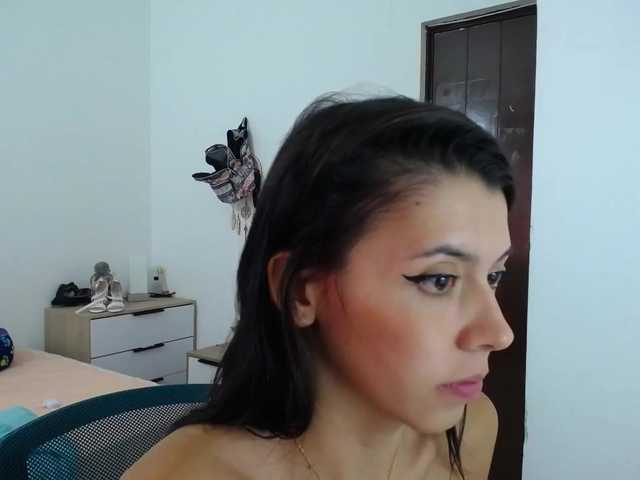 لقطات البث EmiliDuncan