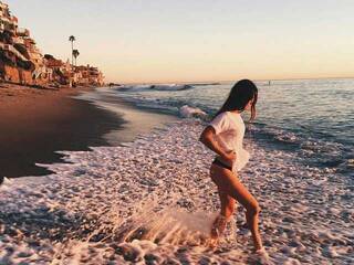 دردشة الفيديو المثيرة Emily-64