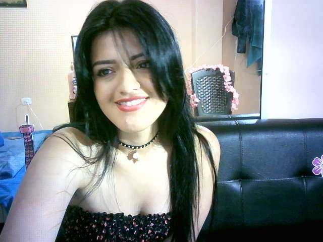 لقطات البث Emily-69-