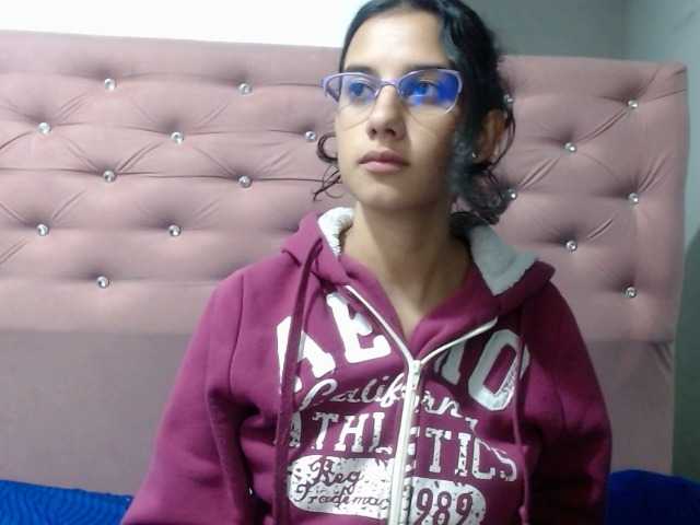 لقطات البث EmilyRaid