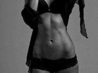 دردشة الفيديو المثيرة EmilySimons