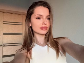 دردشة الفيديو المثيرة EmilySkout