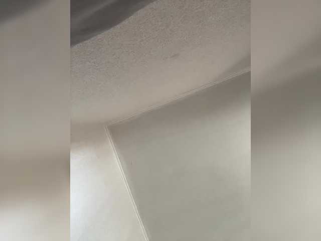 لقطات البث Emma-24