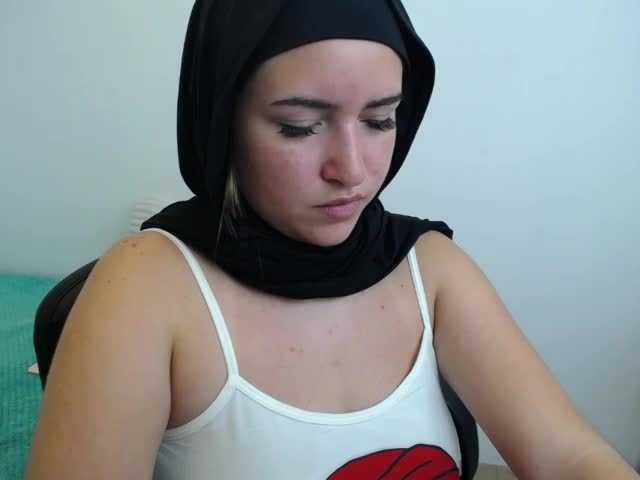 لقطات البث emma-fun