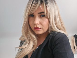 دردشة الفيديو المثيرة EmmaDiamondz