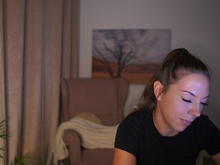دردشة الفيديو المثيرة emmalyim