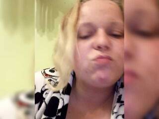 دردشة الفيديو المثيرة EmmaXlove