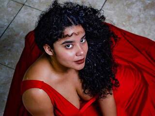 دردشة الفيديو المثيرة emmaxsimone