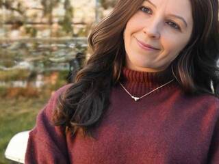 دردشة الفيديو المثيرة Emmie-Lise