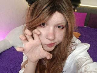 دردشة الفيديو المثيرة Emmy-Rise