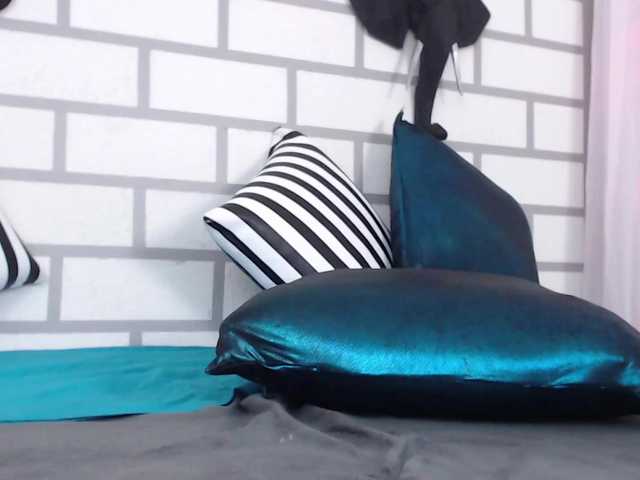 لقطات البث emmyfox