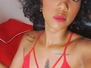 دردشة الفيديو المثيرة Emy-02