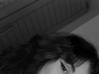 دردشة الفيديو المثيرة Emyli-rousse-