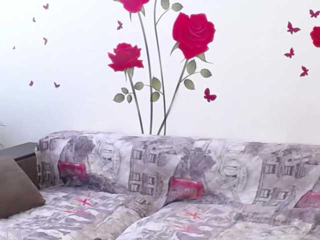 لقطات البث erinaaveley1