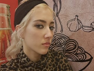 دردشة الفيديو المثيرة eroticblondiee