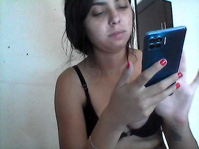 لقطات البث Eskarlet